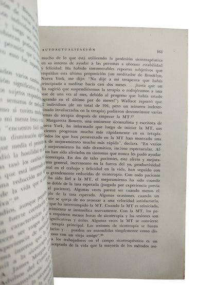 Meditación trascendental. Maharishi Yogi y la ciencia de la inteligencia creativa by Jack Forem