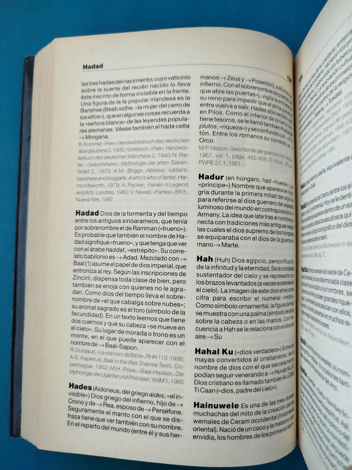 Diccionario de dioses y diosas, diablos y demonios by Manfred Lurker