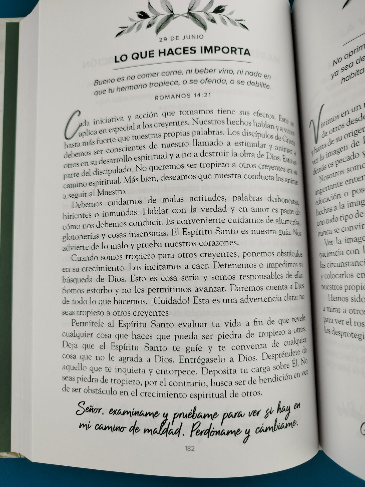 Un año en su presencia by Varios