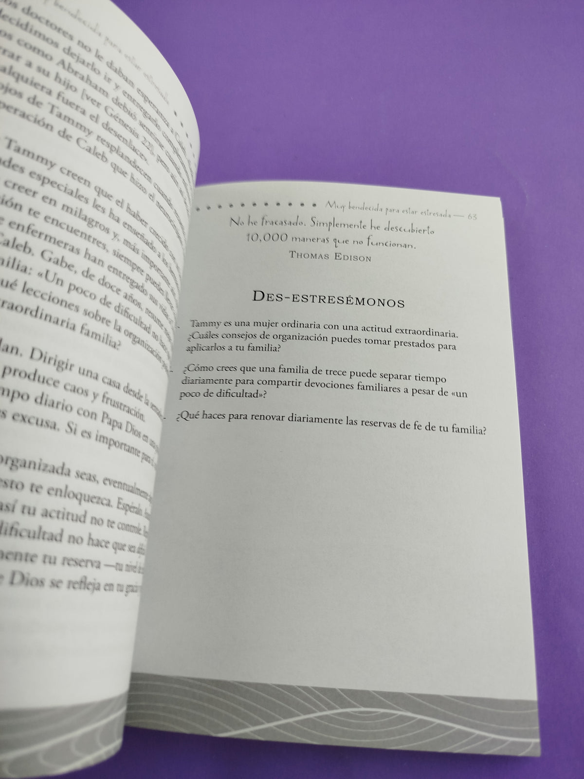 Muy bendecida para estar estresada by Debora M Coty