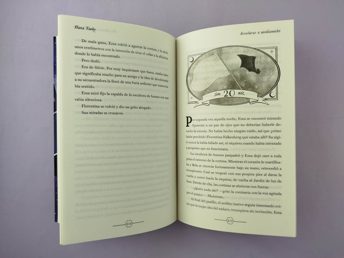 Aventuras a media noche by Hannah Toke
