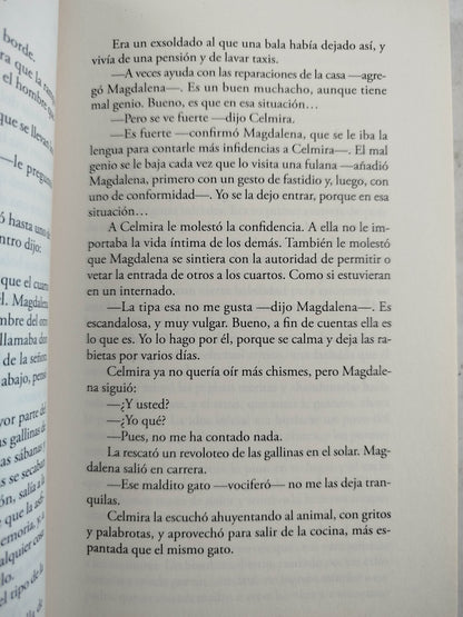 El vacío en el que flotas by Jorge Franco
