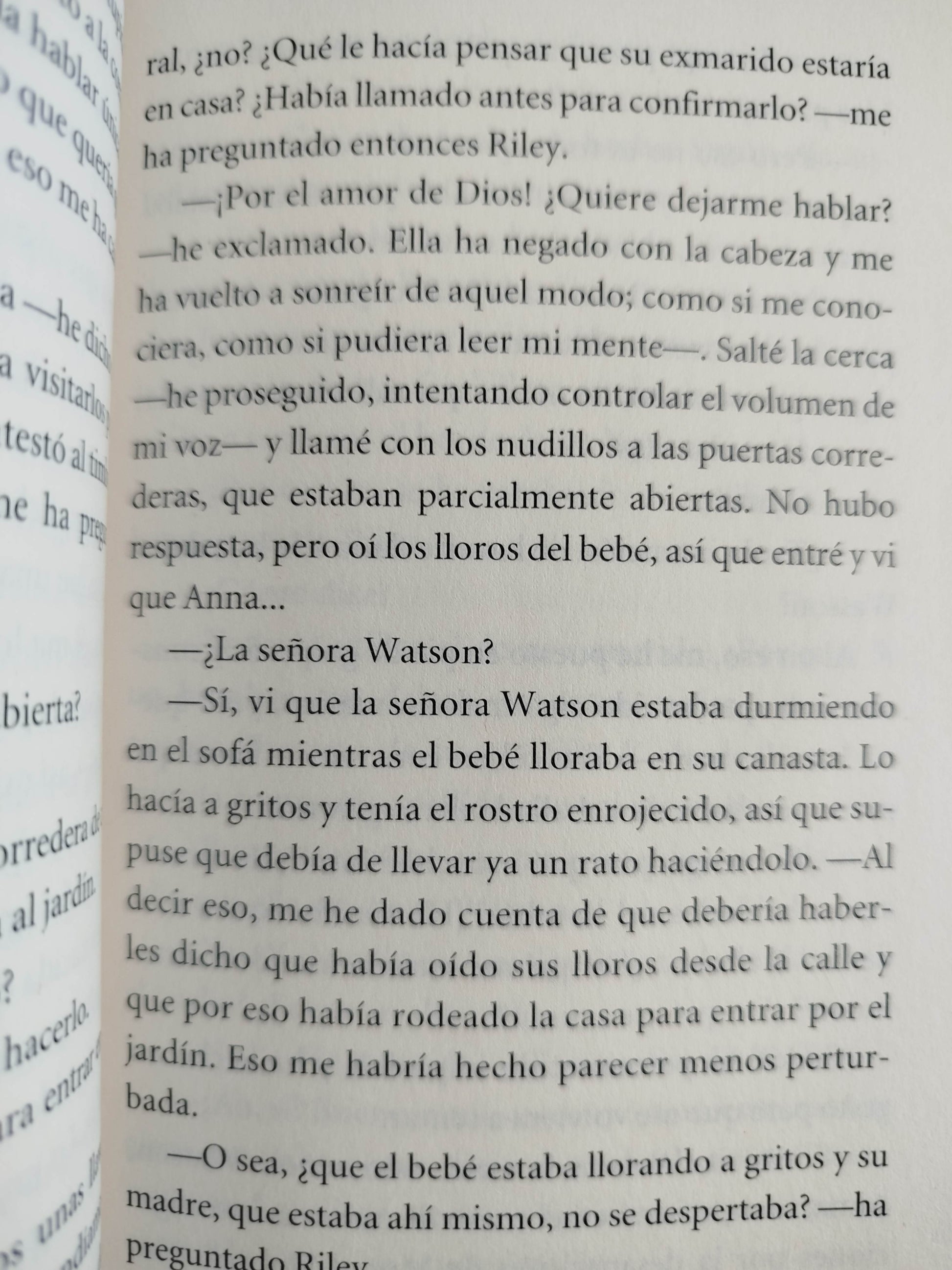 La chica del tren by PAULA HAWKINS