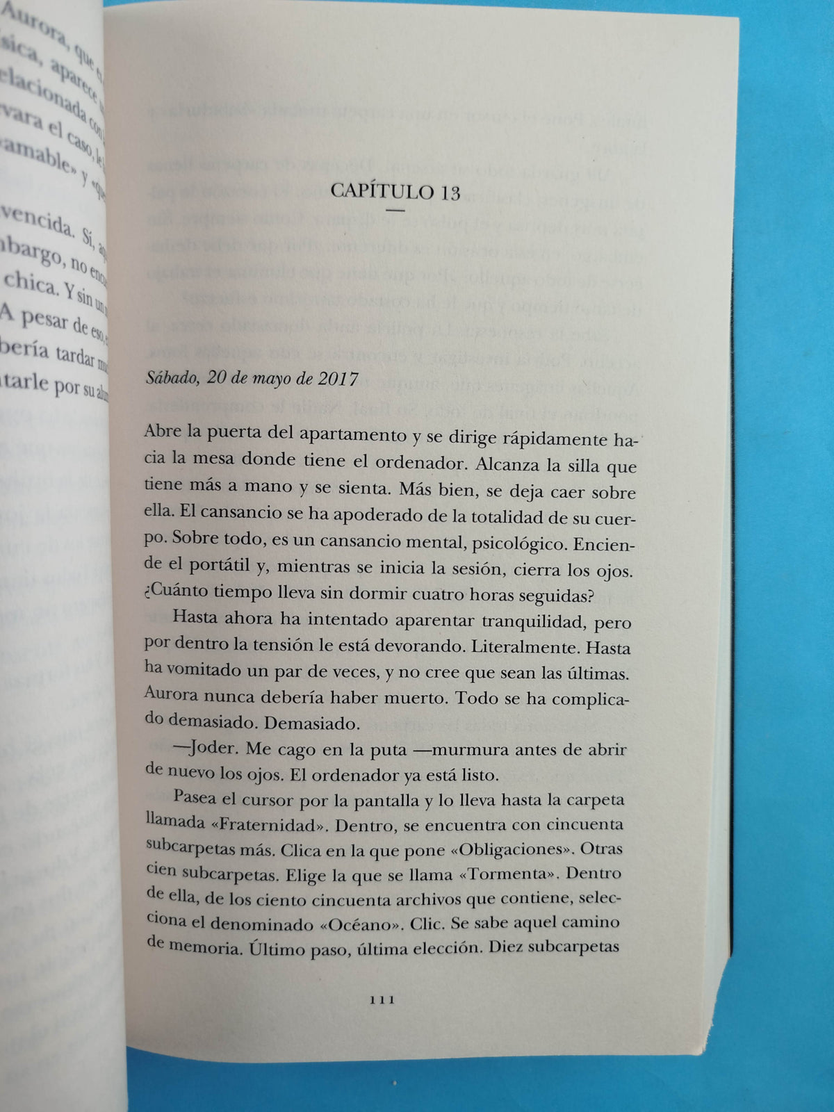 La Chica Invisible by Blue Jeans
