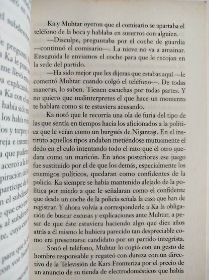 Orhan pamuk nieve by orhan pamuk