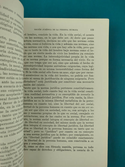 Humanismo, Estado y Derecho