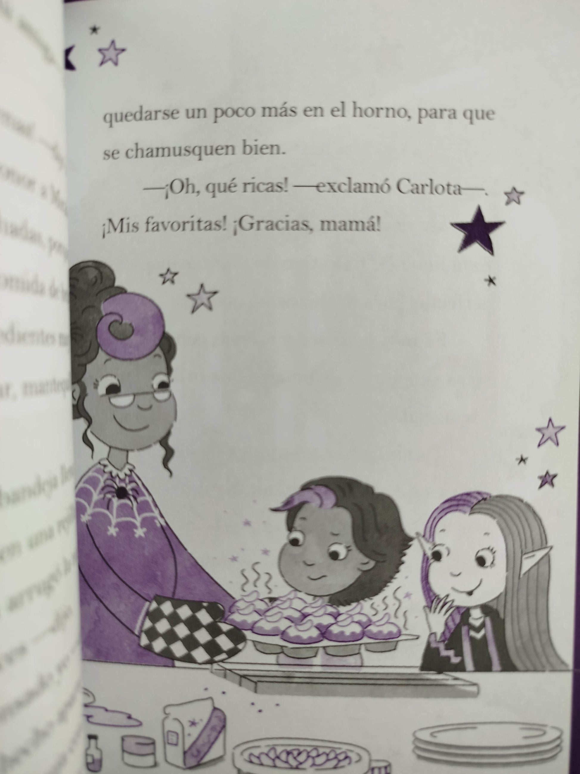 Isadora Moon Mirabella y el festín de medianoche by Harriet Muncaster