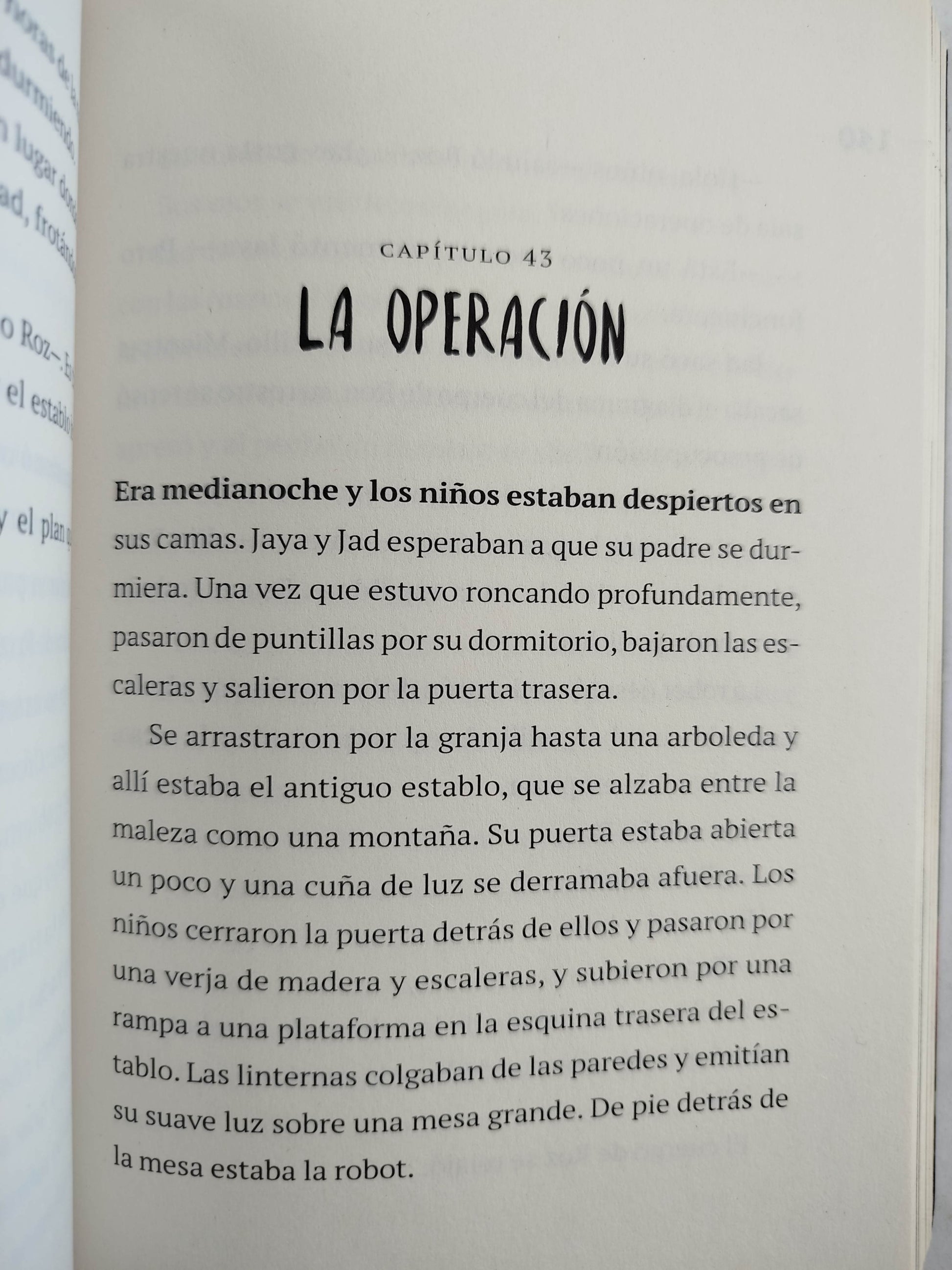 El escape de la robot salvaje by peter brown