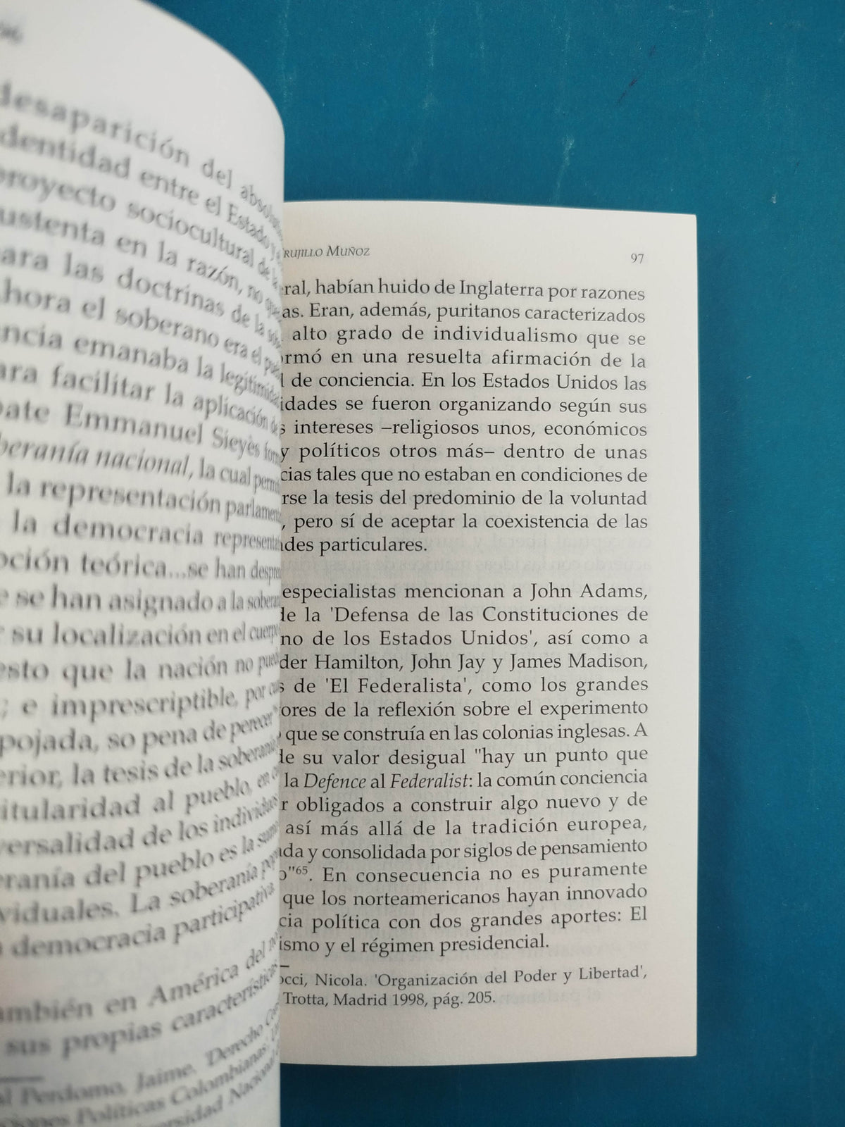 El Estado Y El Derecho by Augusto Trujillo Muñoz
