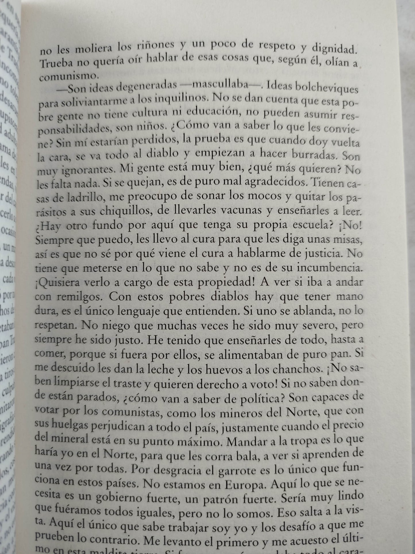 La casa de los espíritus by Isabel Allende