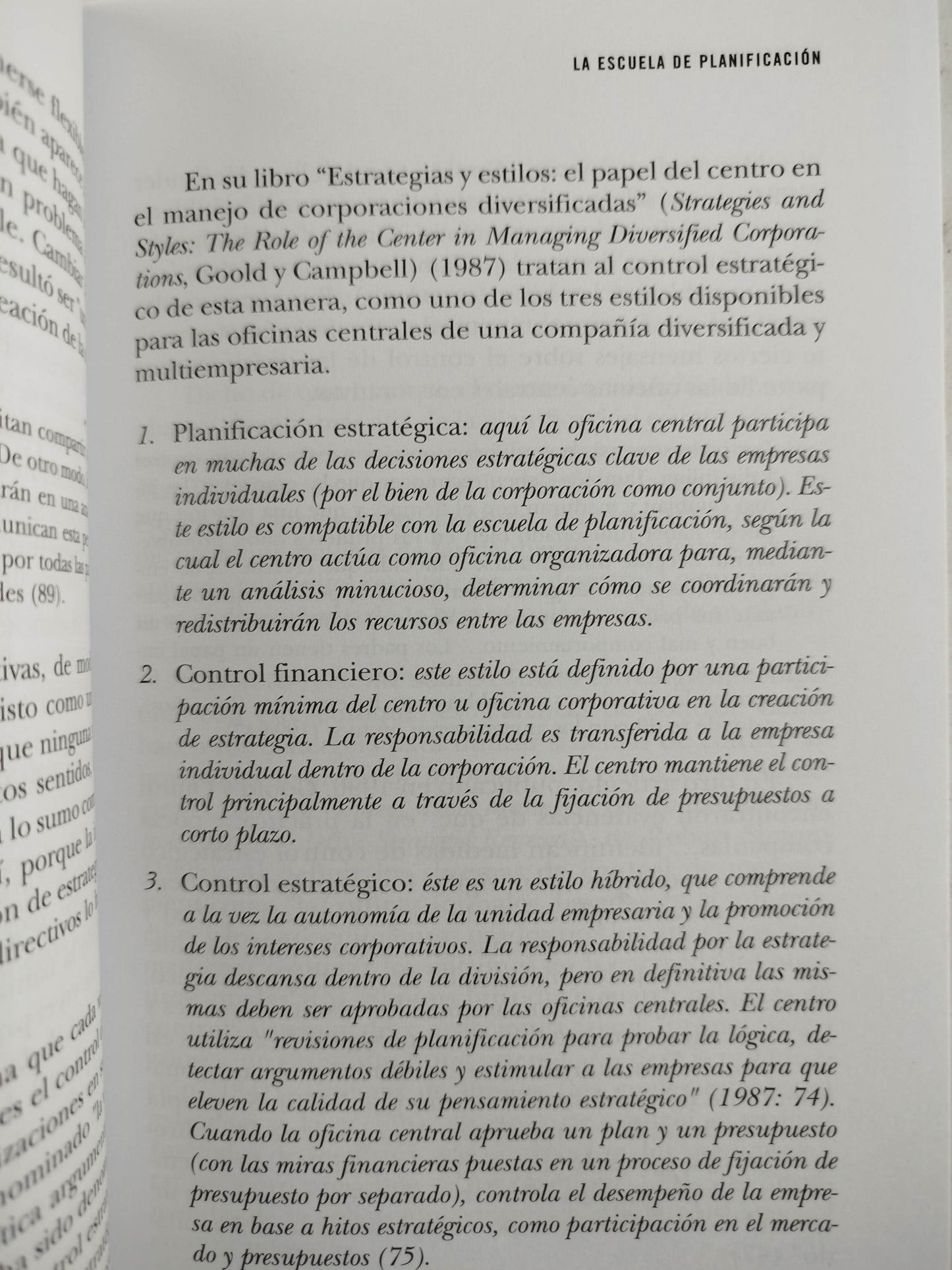 Safari a la estrategia by Henry Mintzberg Bruce Ahlstrand