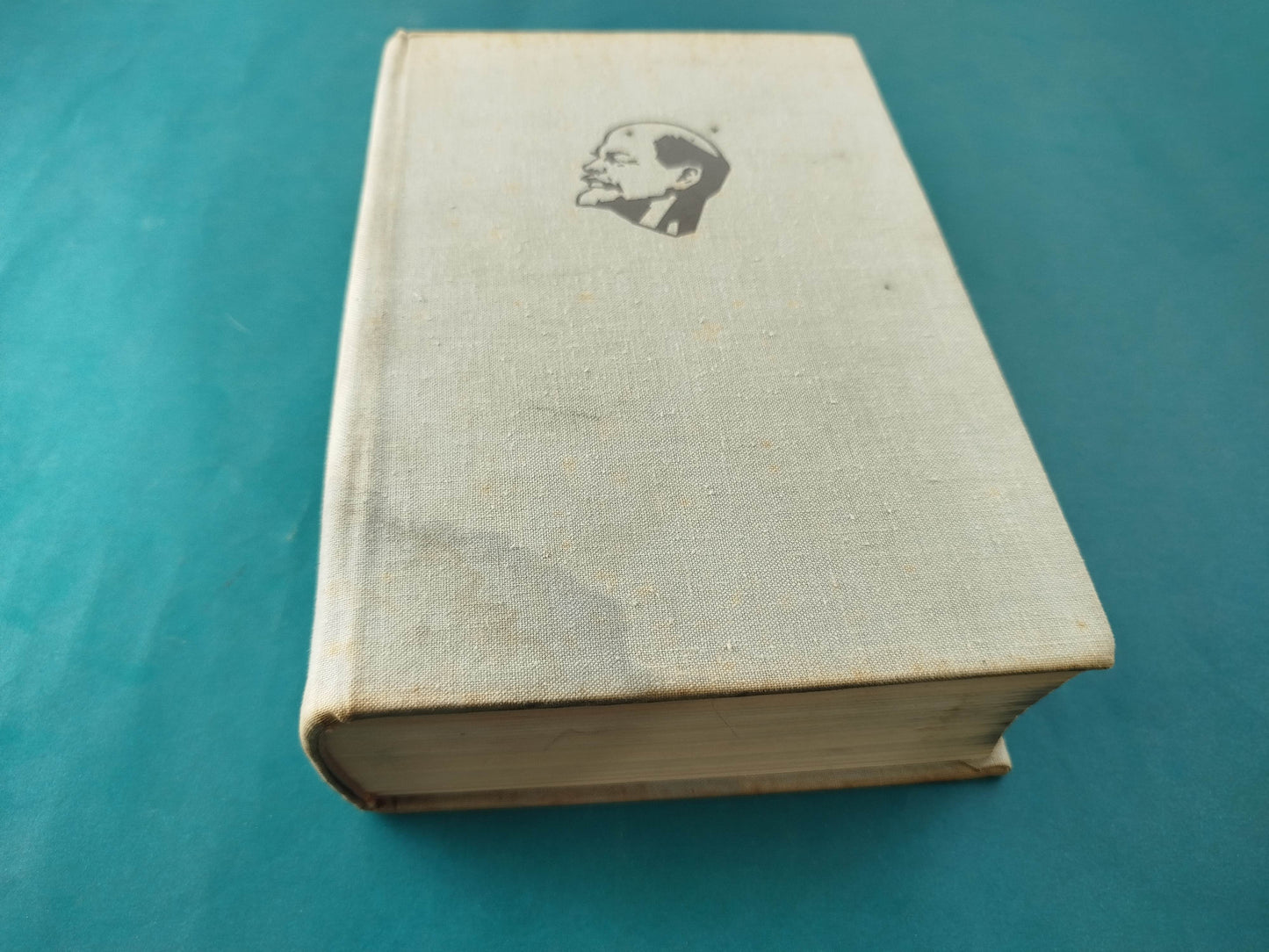 V.I.LENIN obras escondidas en tres tomos