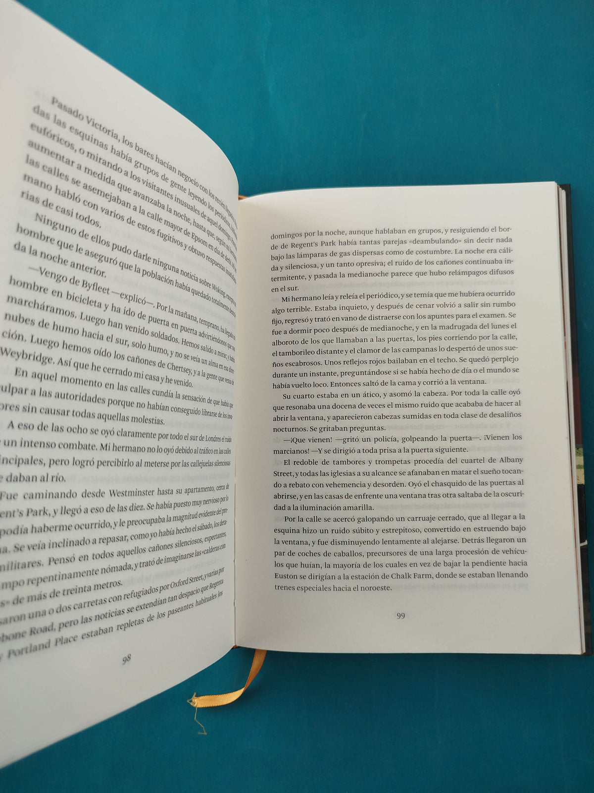 La Guerra De Los Mundos by H.G Wells