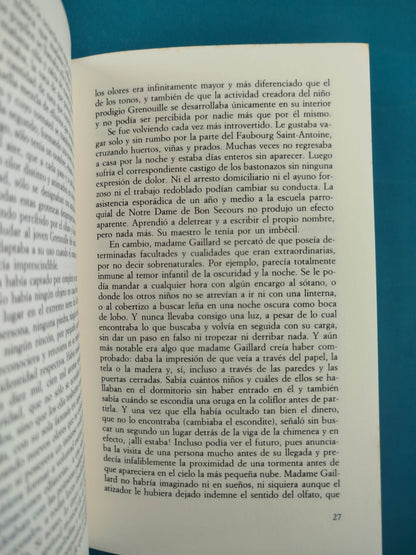 El Perfume by Patrick Suskind