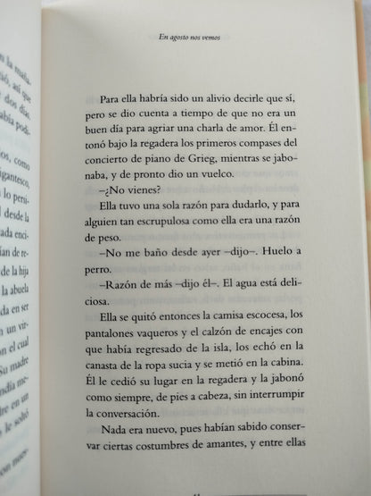 En agosto nos vemos by Gabriel García Márquez