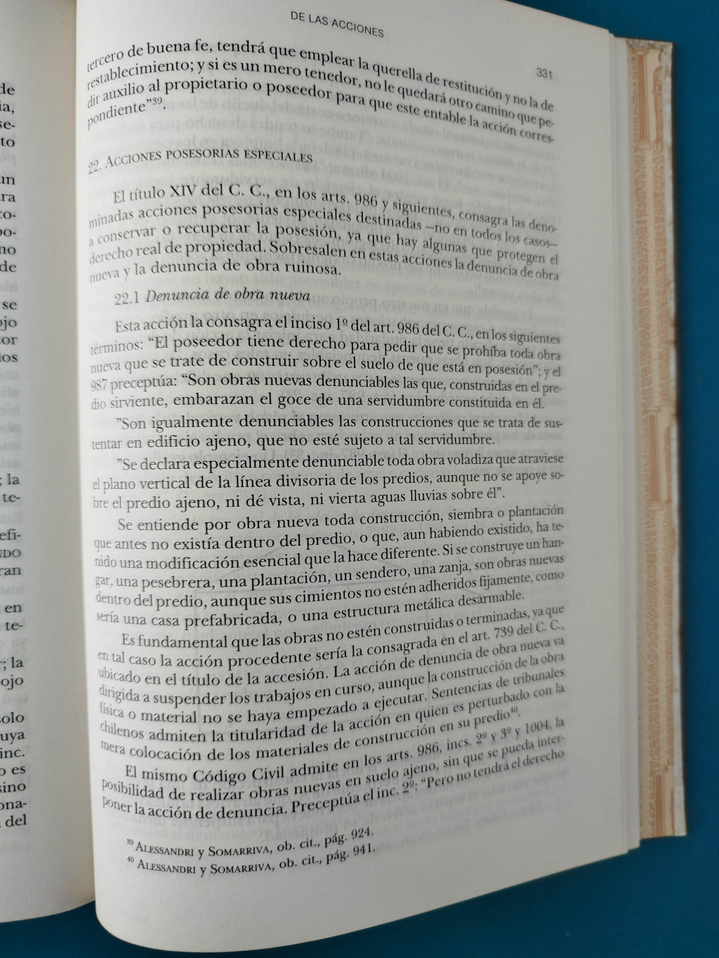 Bienes quinta edición tapa dura by Luis Guillermo Velasquez Jaramillo