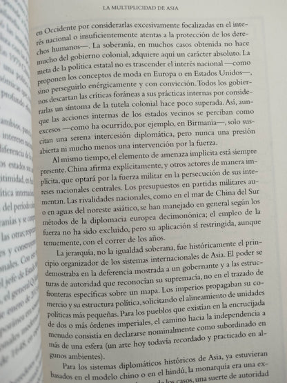 Orden Mundial by Henry Kissinger