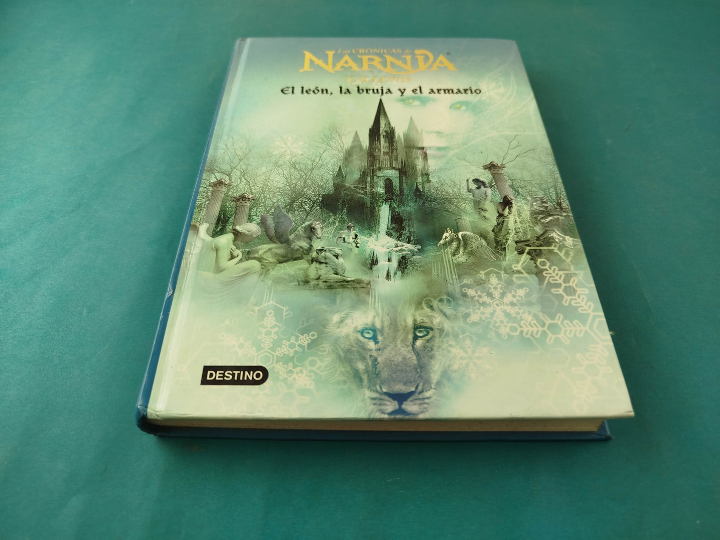 Las Crónicas de Narnia 2 El león, la bruja y el armario