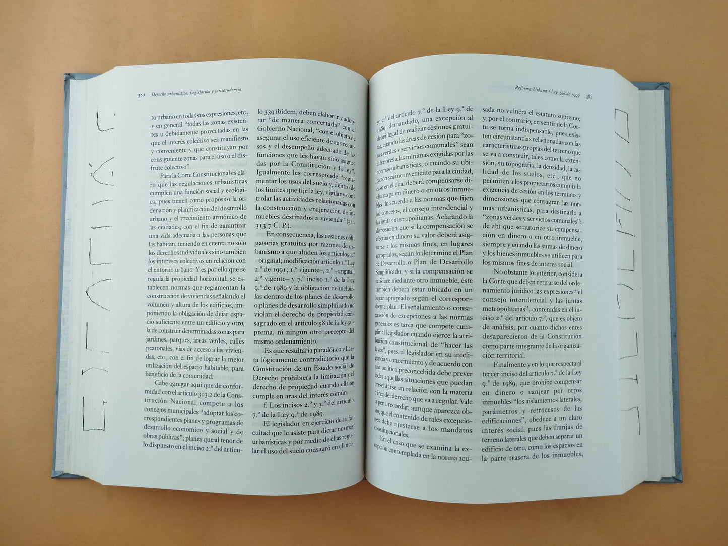 Derecho urbanístico legislación y jurisprudencia