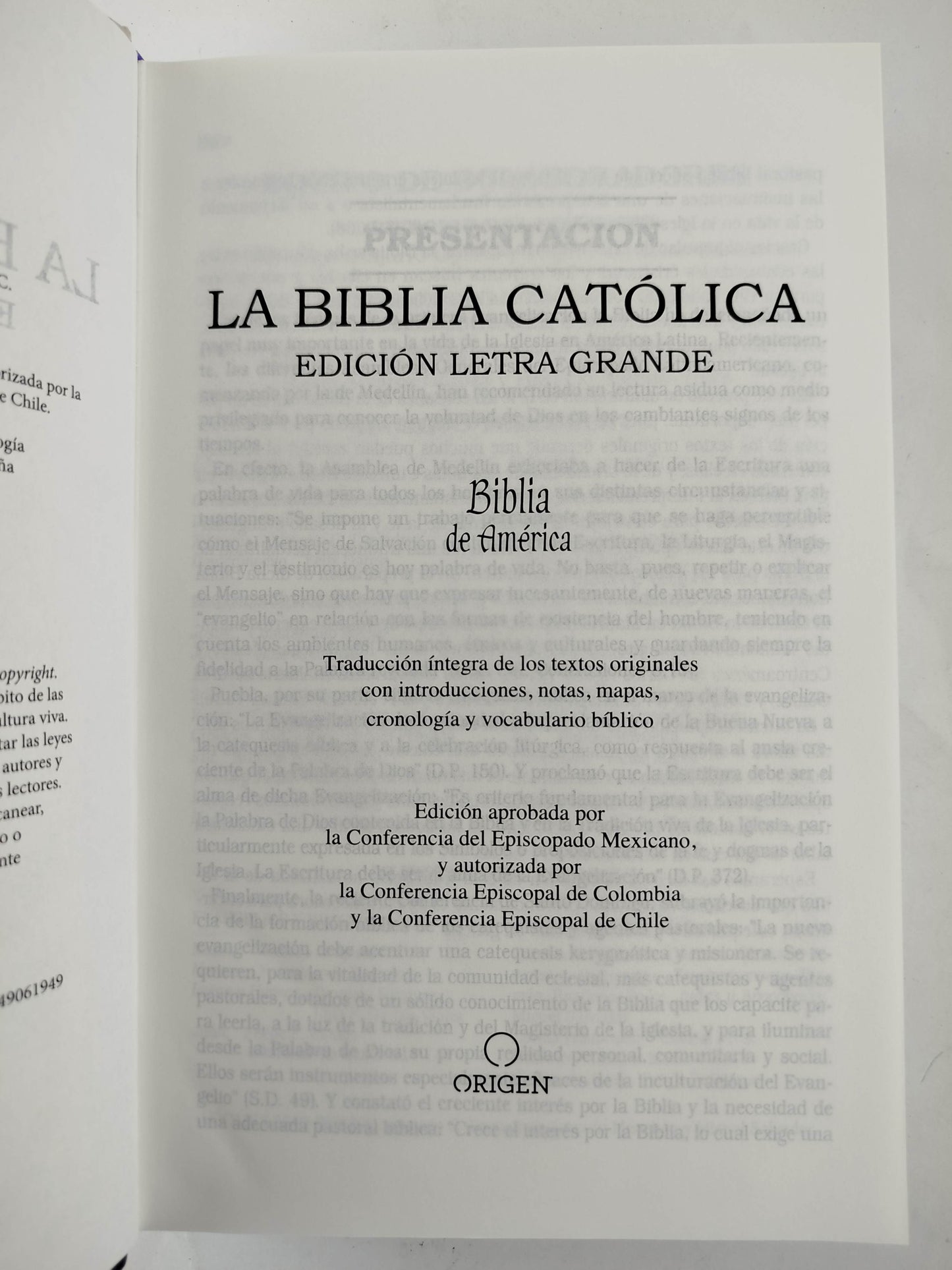 La Biblia Católica: Edición letra grande. Tapa dura, morada con flores by Cipriano Valera