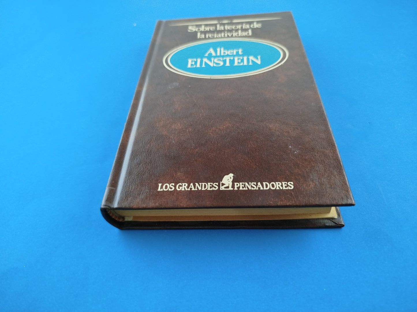 Sobre la teoría de la relatividad