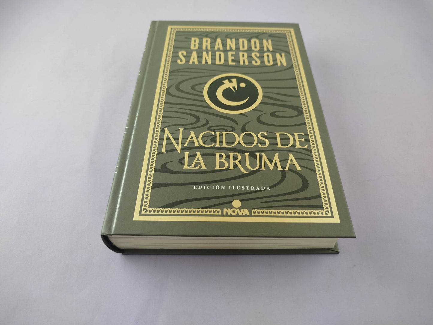 Nacidos de la bruma
