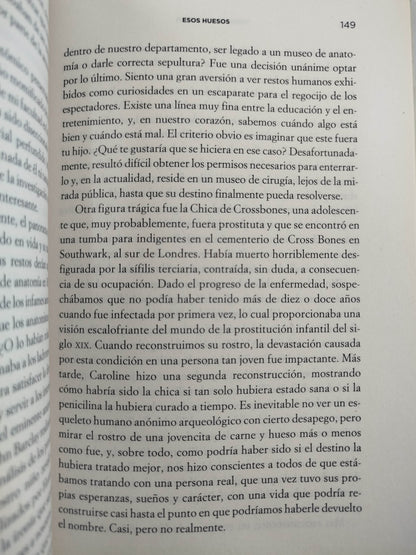 Todo lo que queda by Sue Black