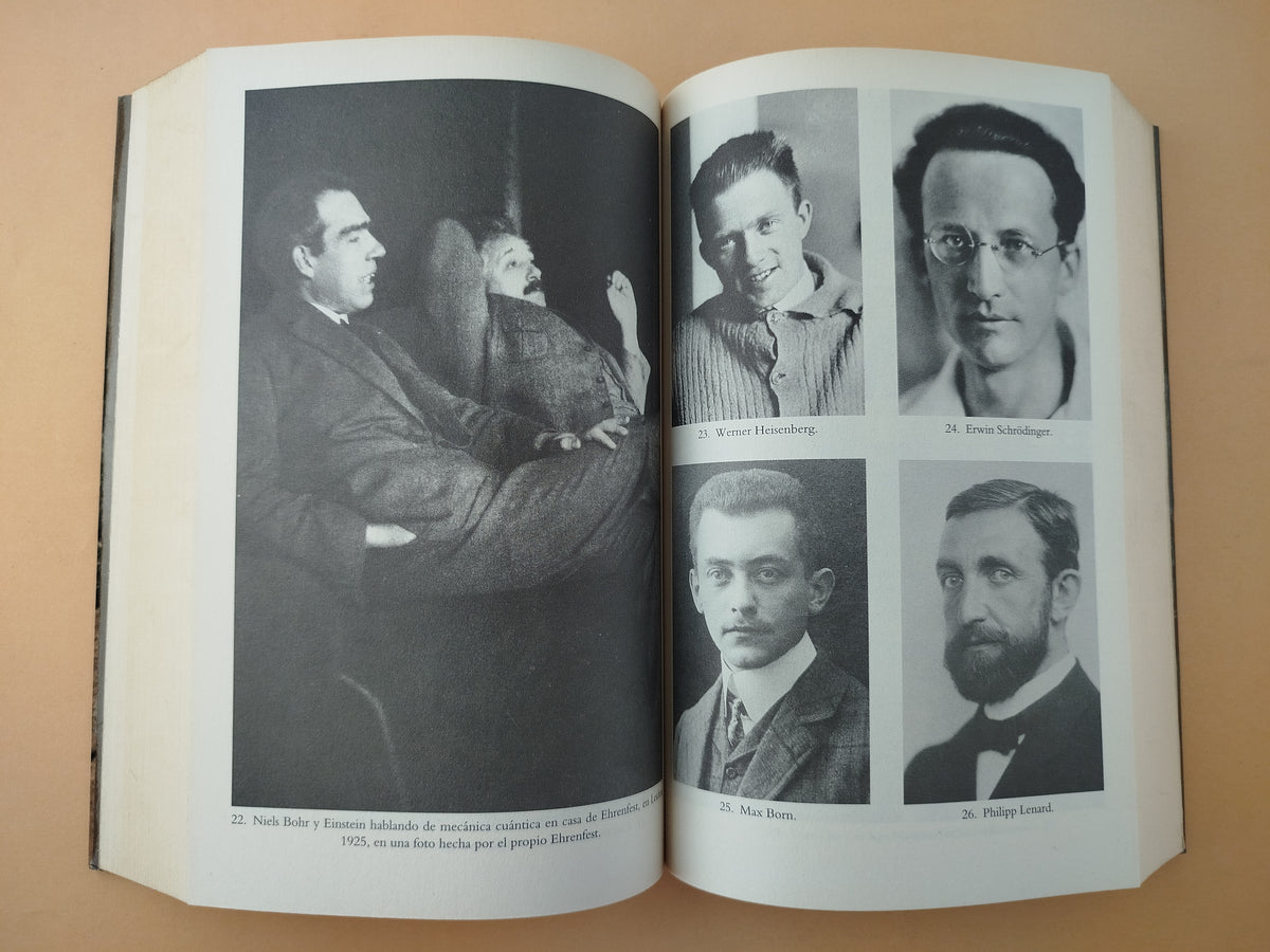 Einstein Su vida y su universo by Walter Isaacson