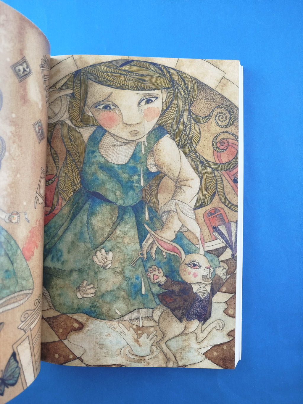 Alicia En El Pais De Las Maravillas A Través Del Espejo y lo que Alicia encontró ahí by Lewis Carroll