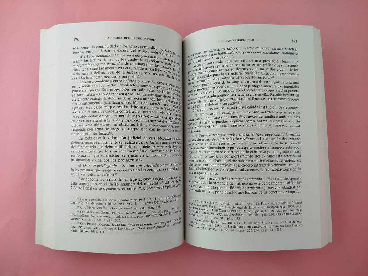 Derecho penal by Alfonso Reyes Echandia