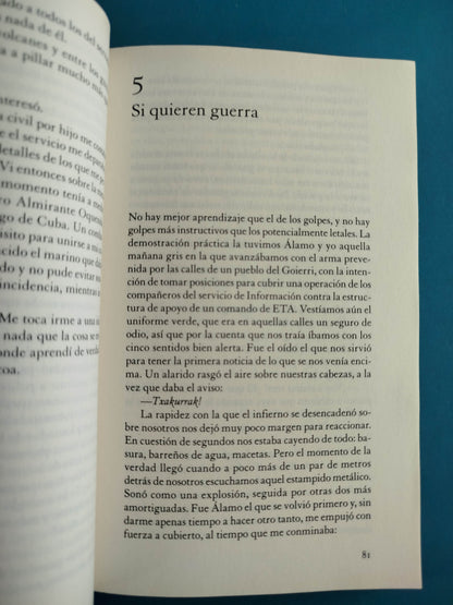 El mal de Corcira: Serie Bevilacqua y Chamorro by Lorenzo Silva