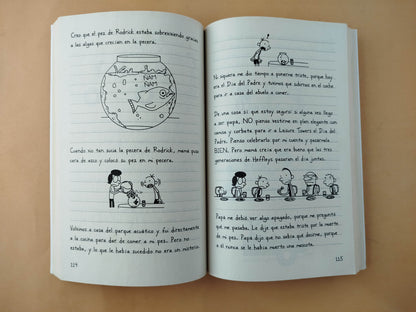 Diario de greg 4 días de perros by Jeff Kinney