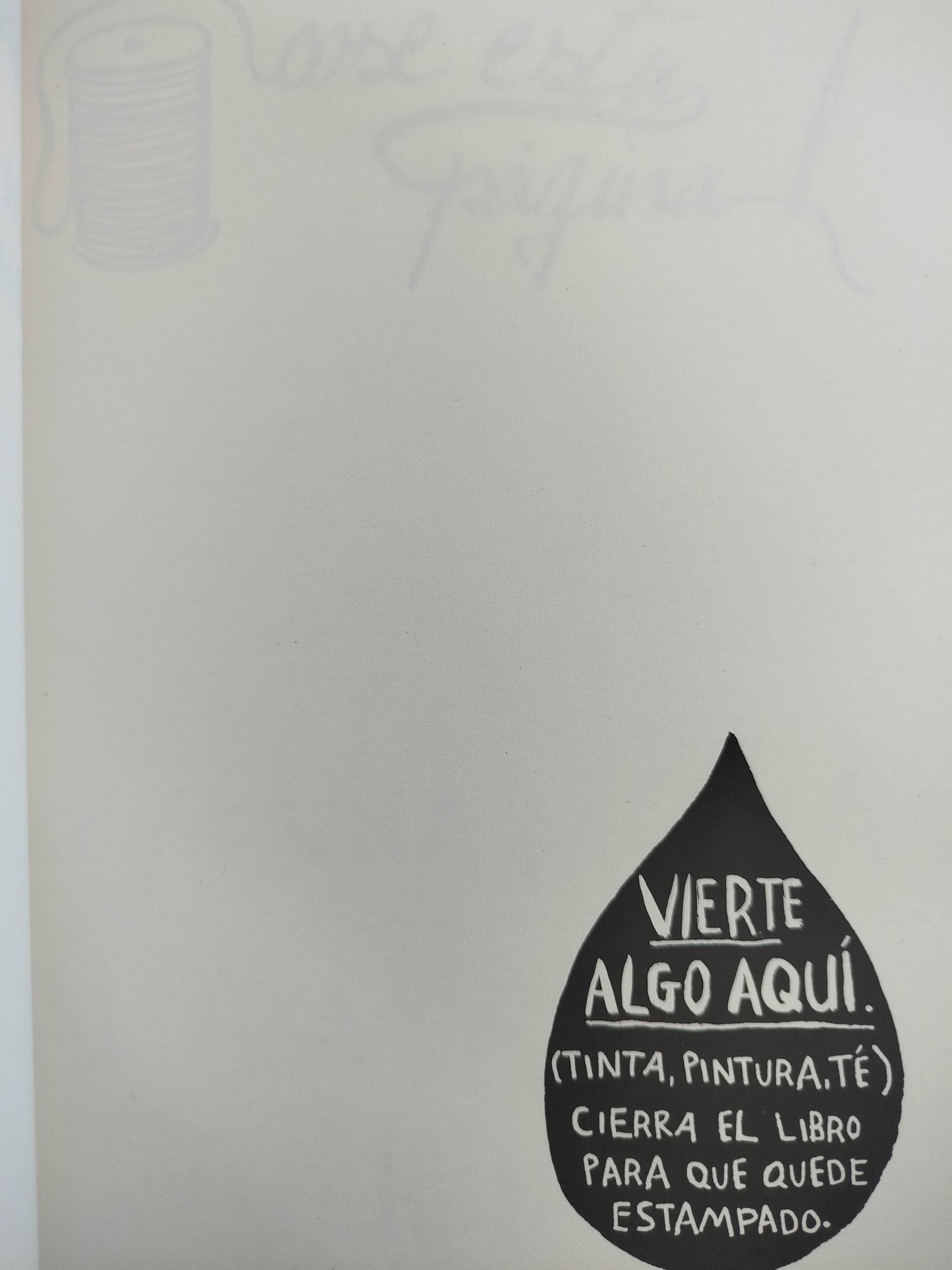 Destroza Este Diario ¡A Lo Grande! Rosa