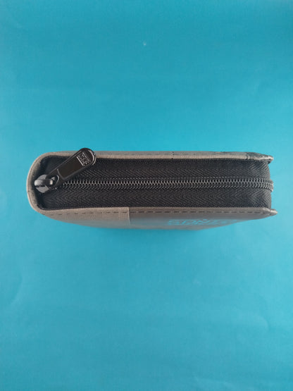 Biblia pequeña negra gris con índice