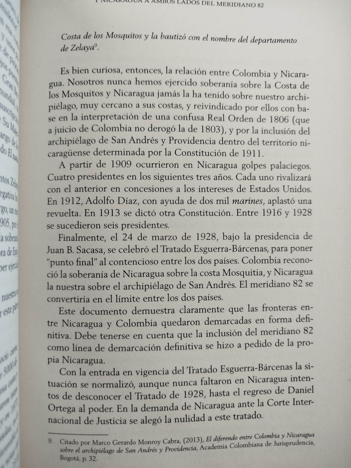 La llegada del dragón by Noemi Sanín Posada Miguel Ceballos Arévalo