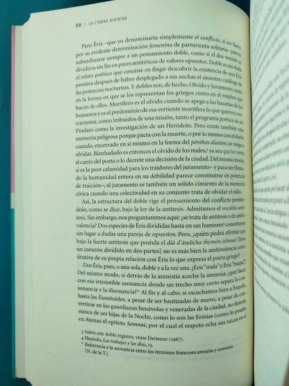 La Ciudad Dividida. El Olvido En La Memoria De Atenas