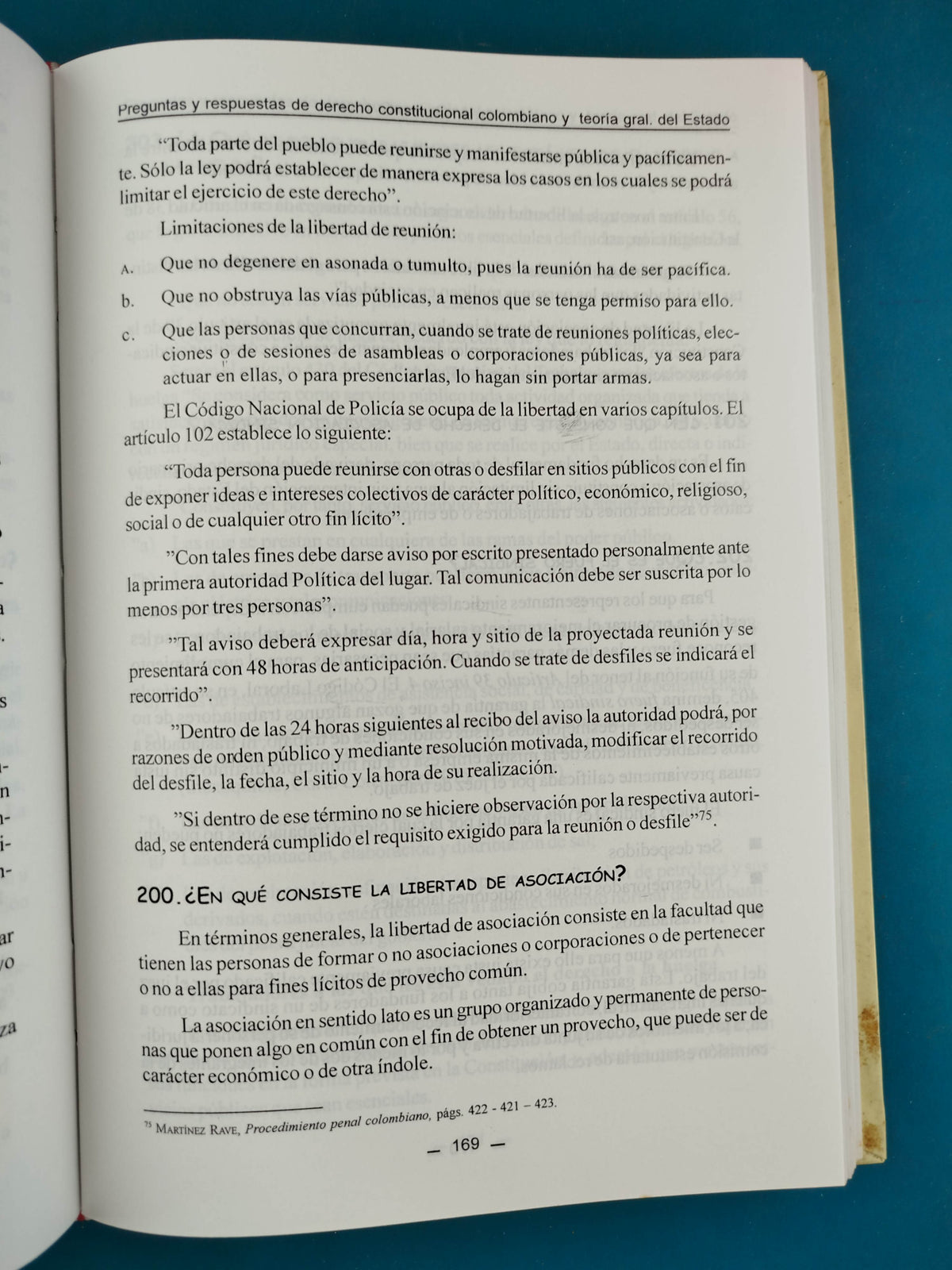 Preguntas Y Respuestas De Derecho Constitucional Colombiano by Hernan Alejandro Olano Garcia
