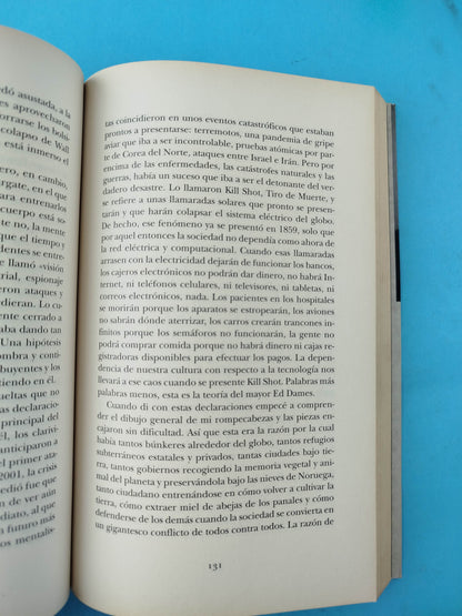 Paranormal Colombia. al filo de lo real by Mario Mendoza