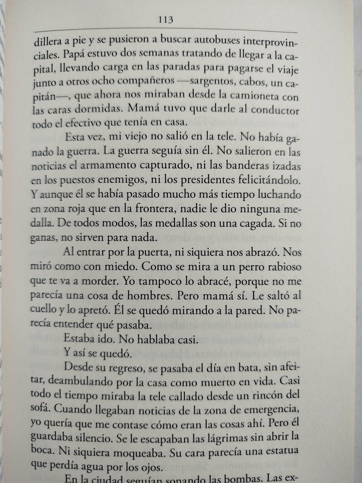 La noche de los afileres by Santiago Roncagliolo