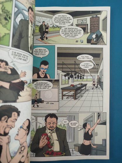Transmetropolitan 10: One More Time by Warren Ellis Darick Robertson