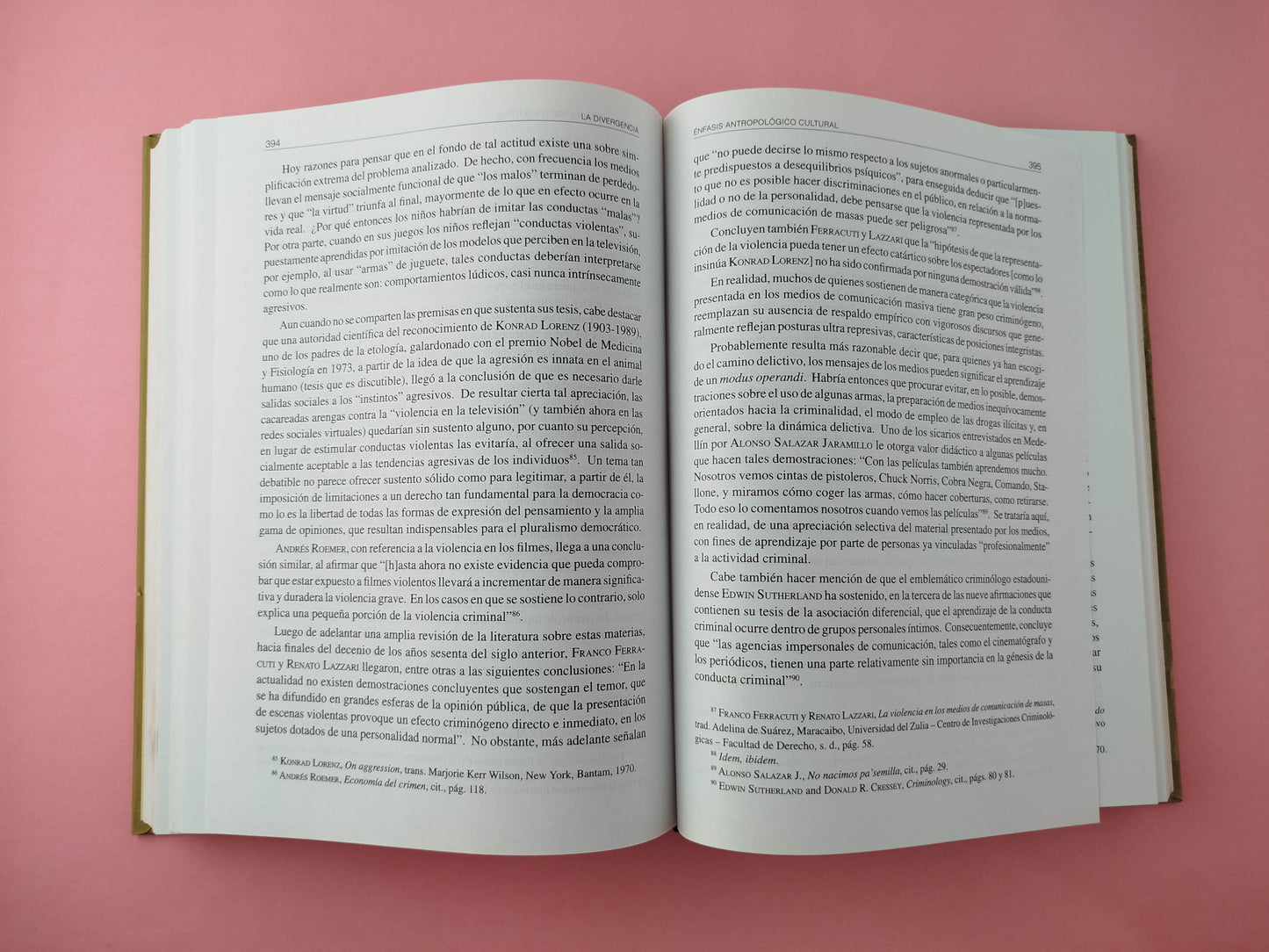 Criminología Un enfoque humanístico