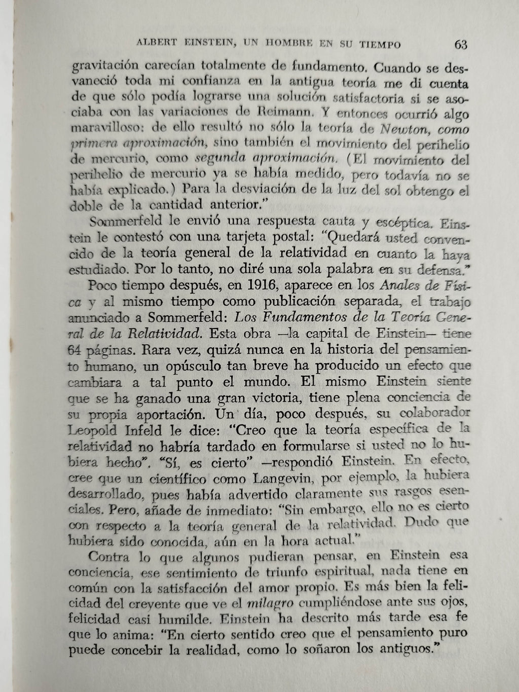 Un hombre en su tiempo by Albert Einstein