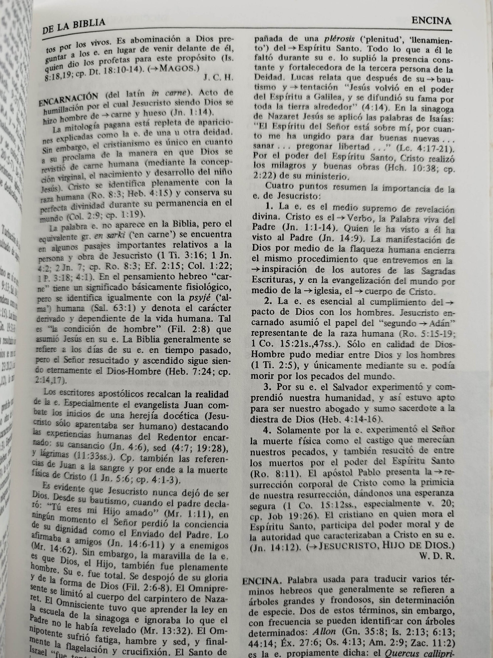 Diccionario ilustrado de la biblia by Dr Wilton M Nelson