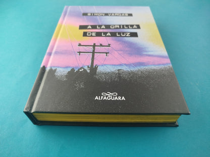 A la orilla de la luz
