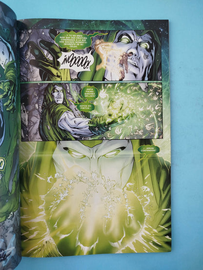 Batman eterno numero 8