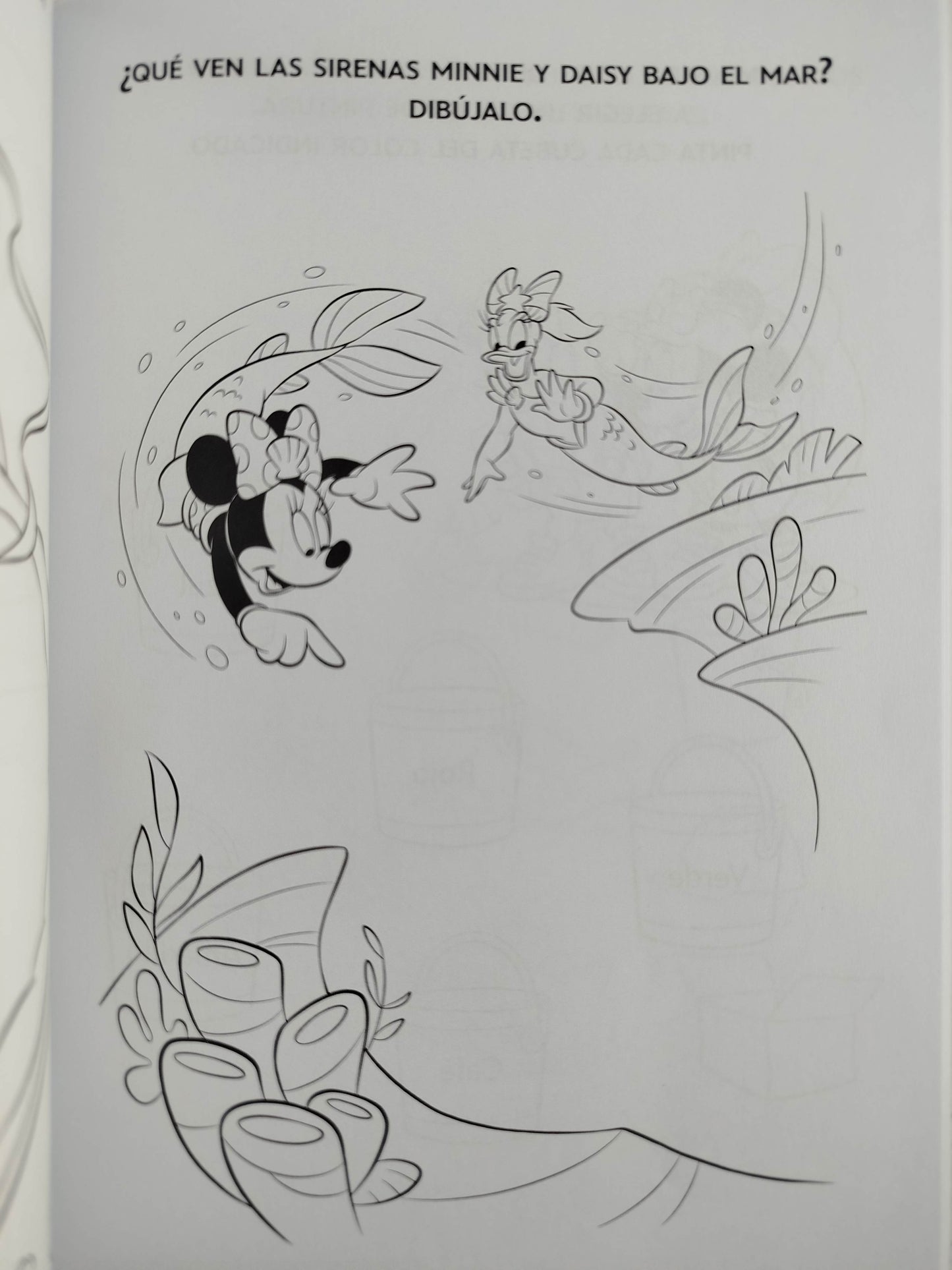 Libro pasatiempo by Disney Publishing