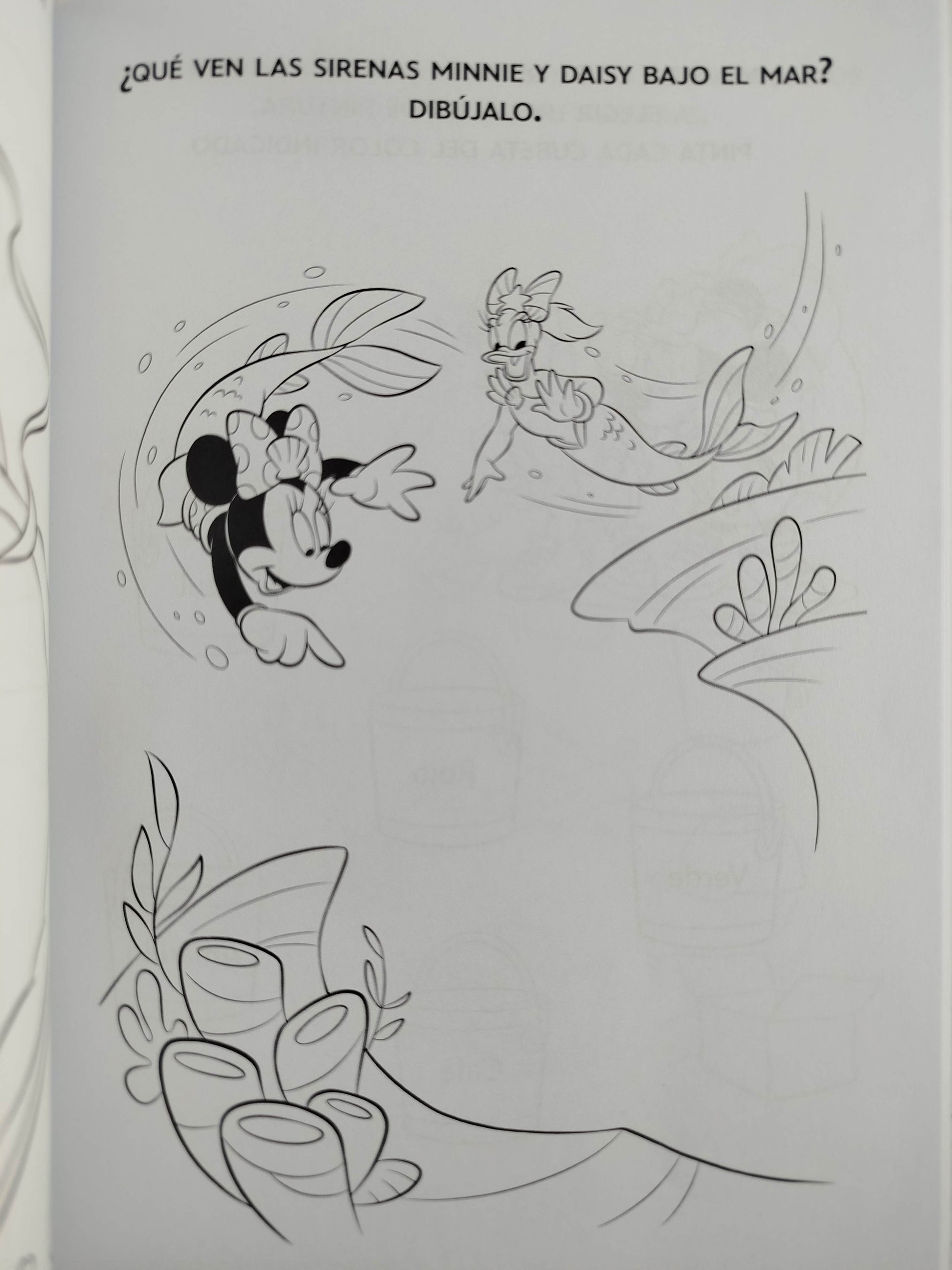 Libro pasatiempo by Disney Publishing