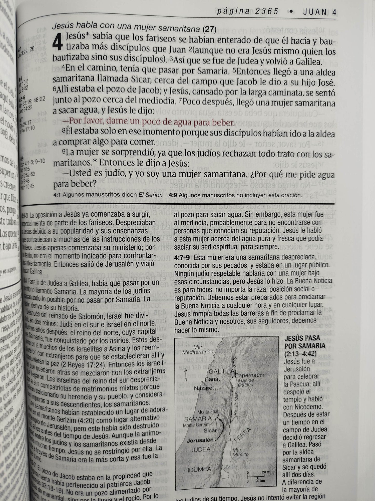 Biblia de estudio diario vivir pasta dura letra grande by Tyndale
