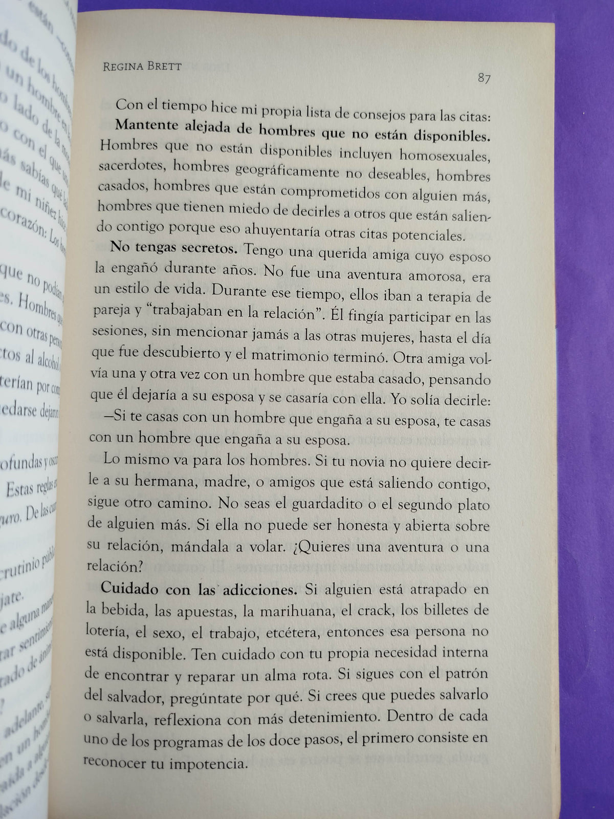 Dios nunca parpadea by Regina Brett