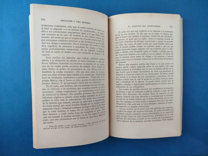 Educación y vida moderna, un enfoque psicoanalítico